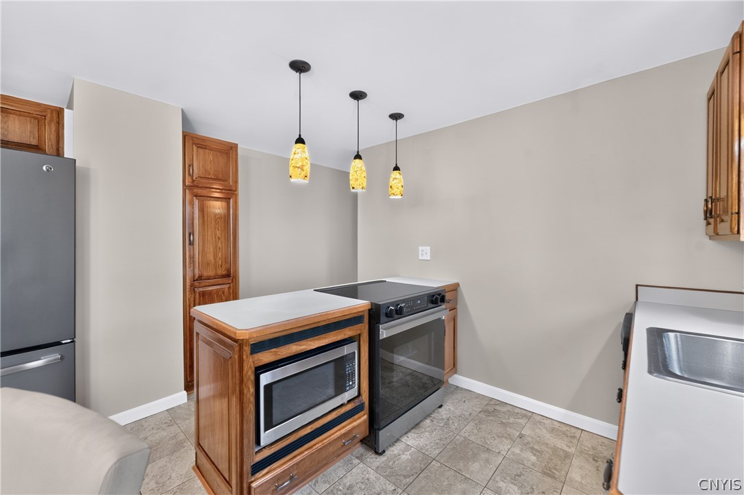 514 Higby Road New Hartford, NY 13413 - Photo 41 of 46
