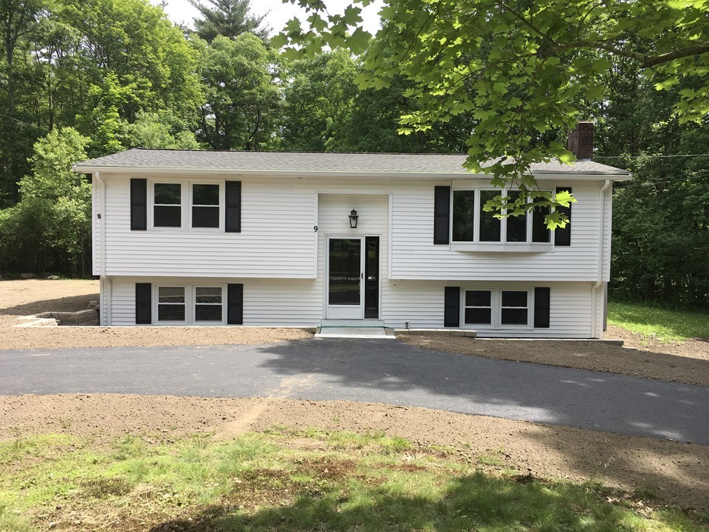9 Black Brook Road Easton, MA 02375 - Photo 2 of 20