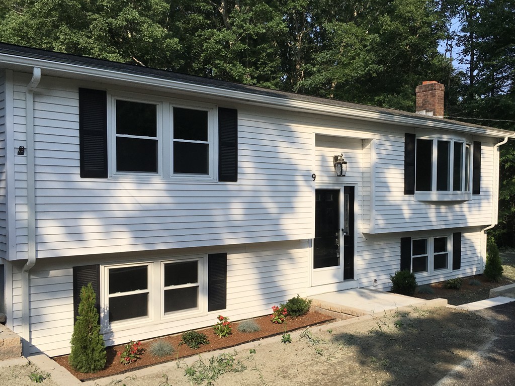 9 Black Brook Road Easton, MA 02375 - Photo 3 of 20