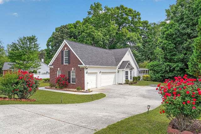 2270 Taylor Pointe Way Dacula, GA 30019 - Photo 2 of 45
