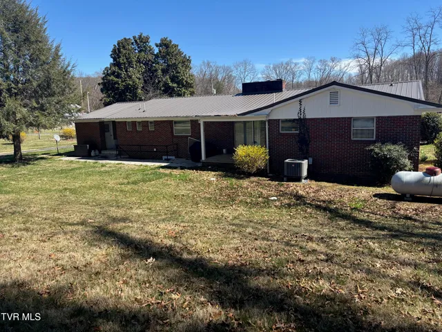 $349,900 | 17505 Kingsport Highway, Fall Branch, TN 37656