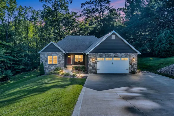 $489,000 | 599 Meadowdale Drive, Mansfield, OH 44904