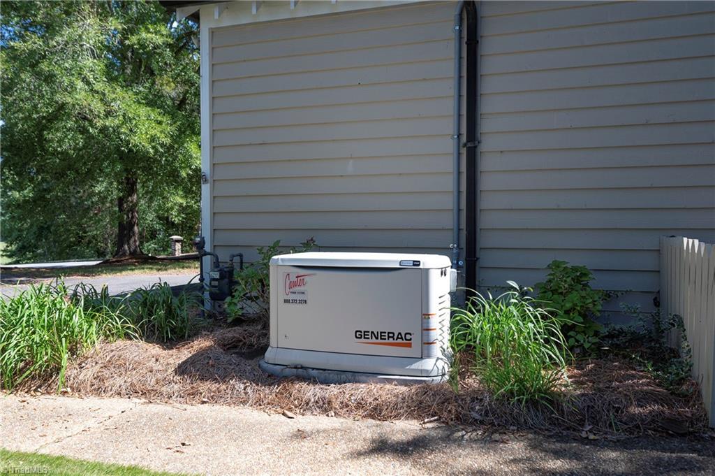 130 Linden Place Bermuda Run, NC 27006 - Photo 22 of 24 Natural Gas Generac Generator