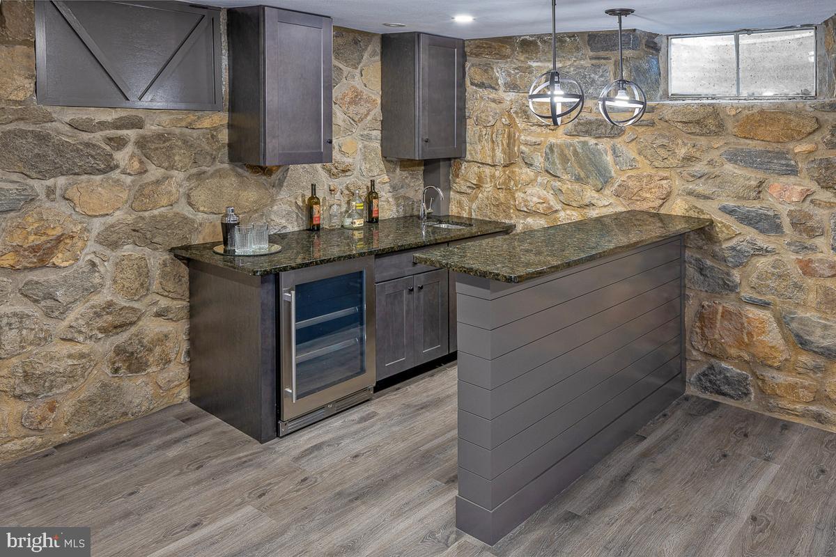 8 Hilltop Road Rose Valley, PA 19086 - Photo 44 of 51 Bar