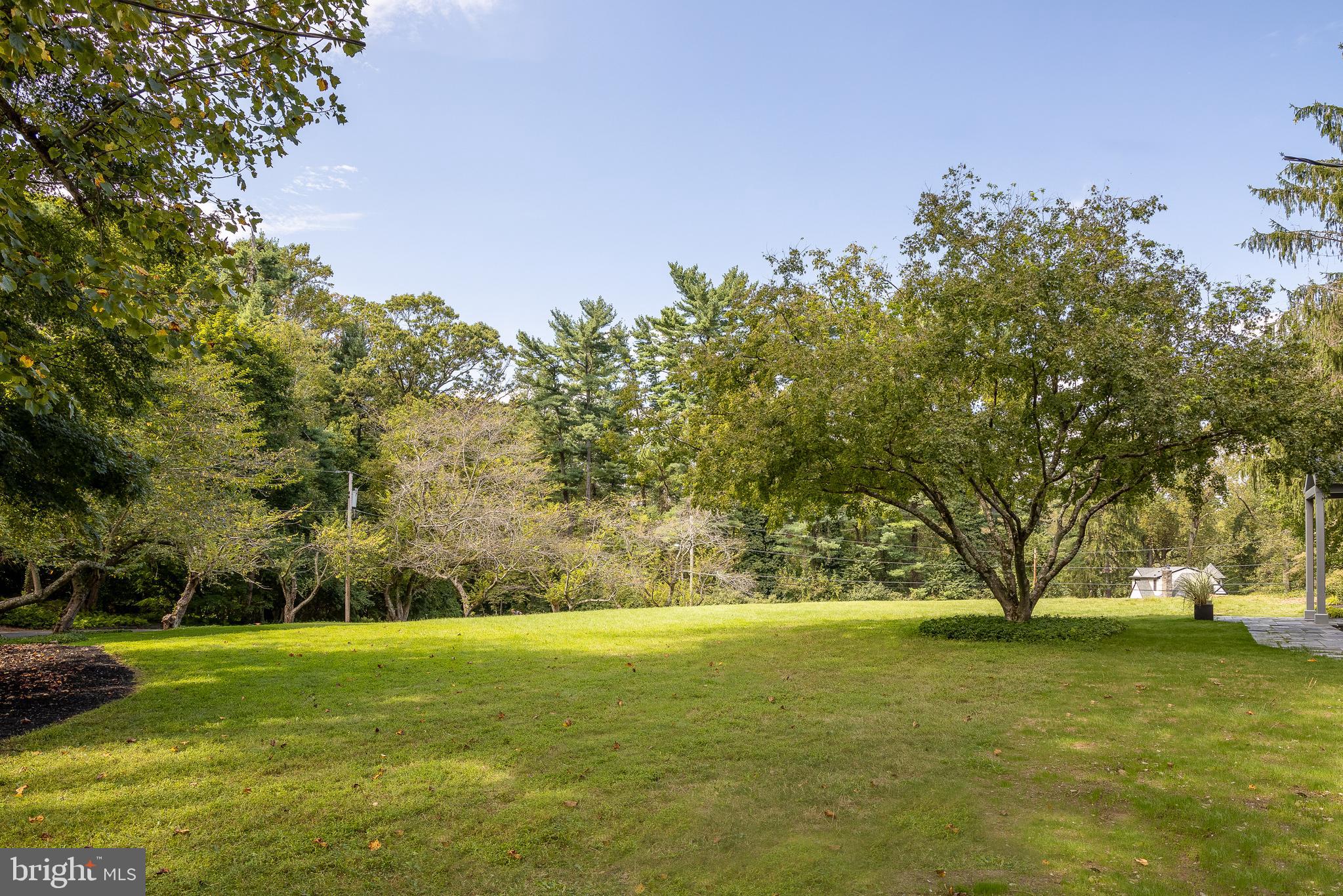 8 Hilltop Road Rose Valley, PA 19086 - Photo 51 of 51 Sweeping front yard