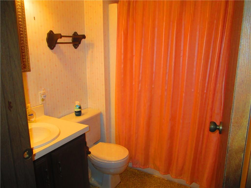 326 Evans Road Zelienople, PA 16063 - Photo 12 of 19 Gallery Image 12