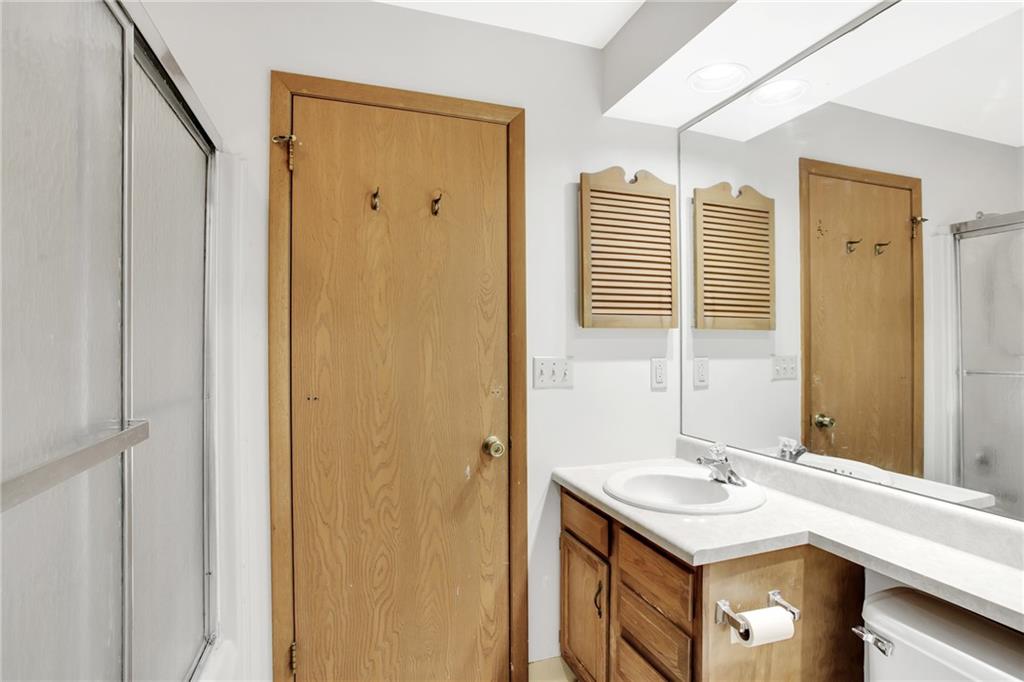 120 Spring Run Drive Monroeville, PA 15146 - Photo 16 of 24 Gallery Image 16