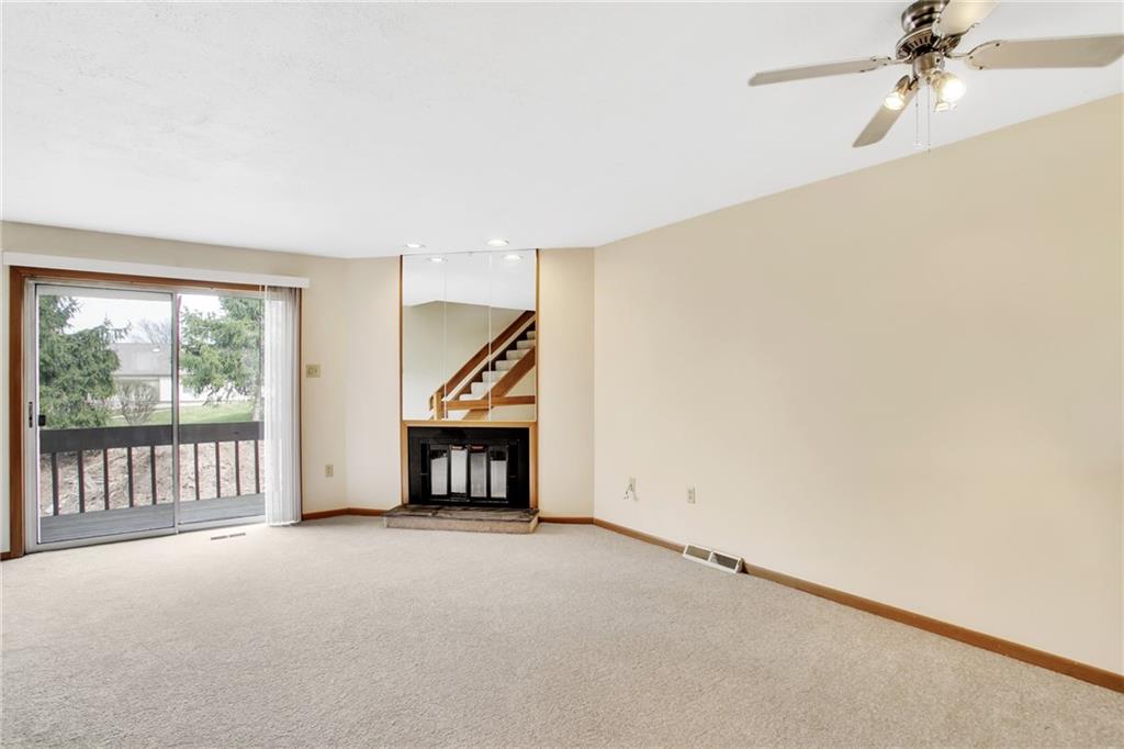 120 Spring Run Drive Monroeville, PA 15146 - Photo 6 of 24 Gallery Image 6