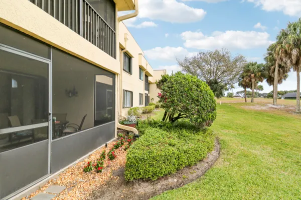 a view of an outdoor space and a yard
