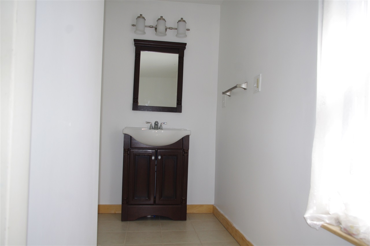 259 High Street Somersworth, NH 03878 - Photo 19 of 21