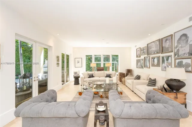 $11,000,000 | 31 Island Drive, Key Biscayne, FL 33149