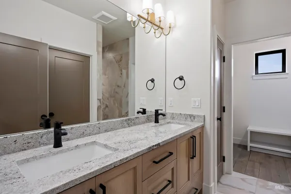 $735,000 | 645 Canyon Crest Drive West, Twin Falls, ID 83301