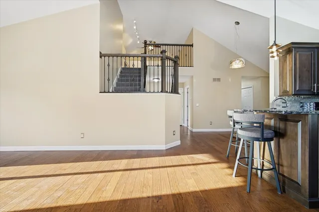 $380,000 | 11 Spruce Court, Bloomington, IL 61704