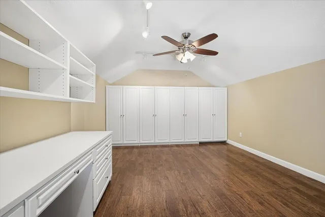 $380,000 | 11 Spruce Court, Bloomington, IL 61704