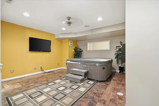 $380,000 | 11 Spruce Court, Bloomington, IL 61704