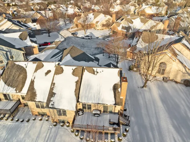 $380,000 | 11 Spruce Court, Bloomington, IL 61704