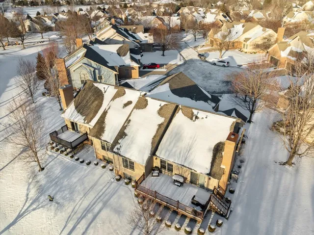 $380,000 | 11 Spruce Court, Bloomington, IL 61704