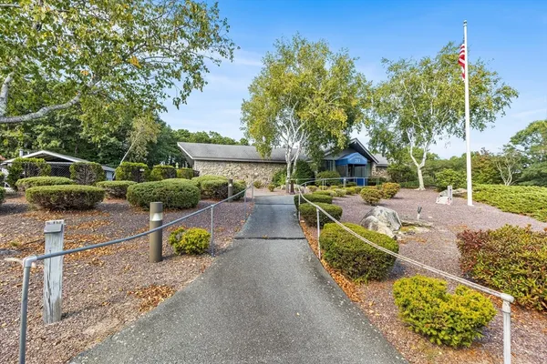 $325,000 | 116 Pilgrim Trail, Plymouth, MA 02360