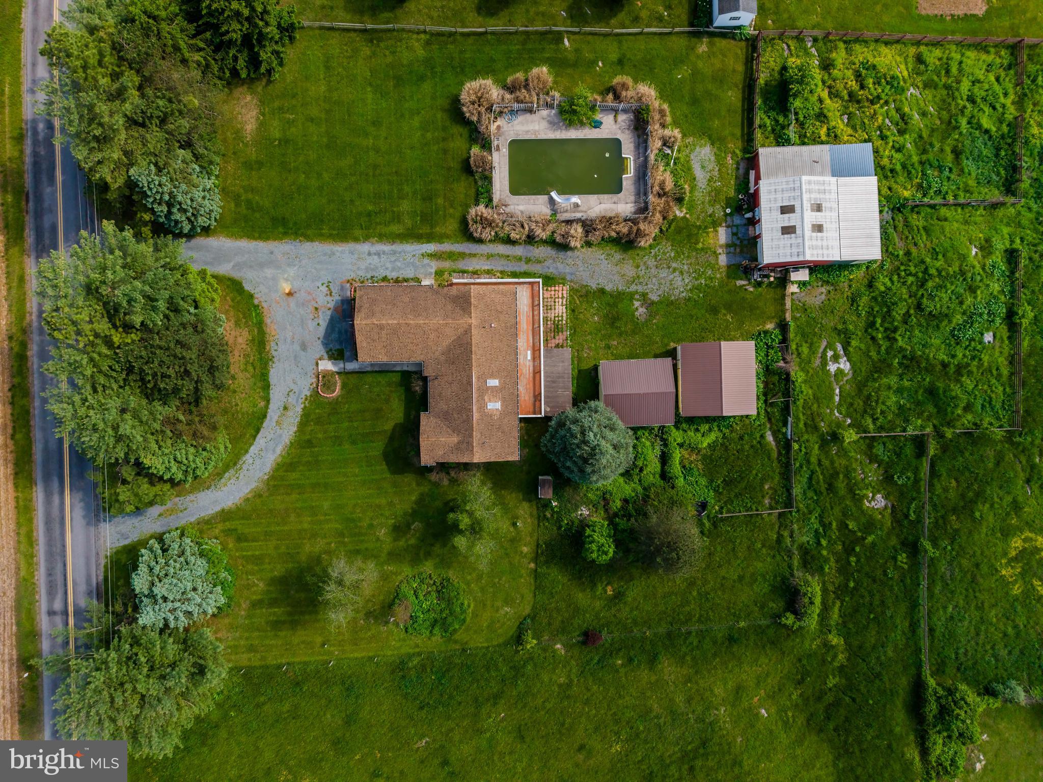 14376 Wingerton Road Waynesboro, PA 17268 - Photo 5 of 36 Gallery Image 5