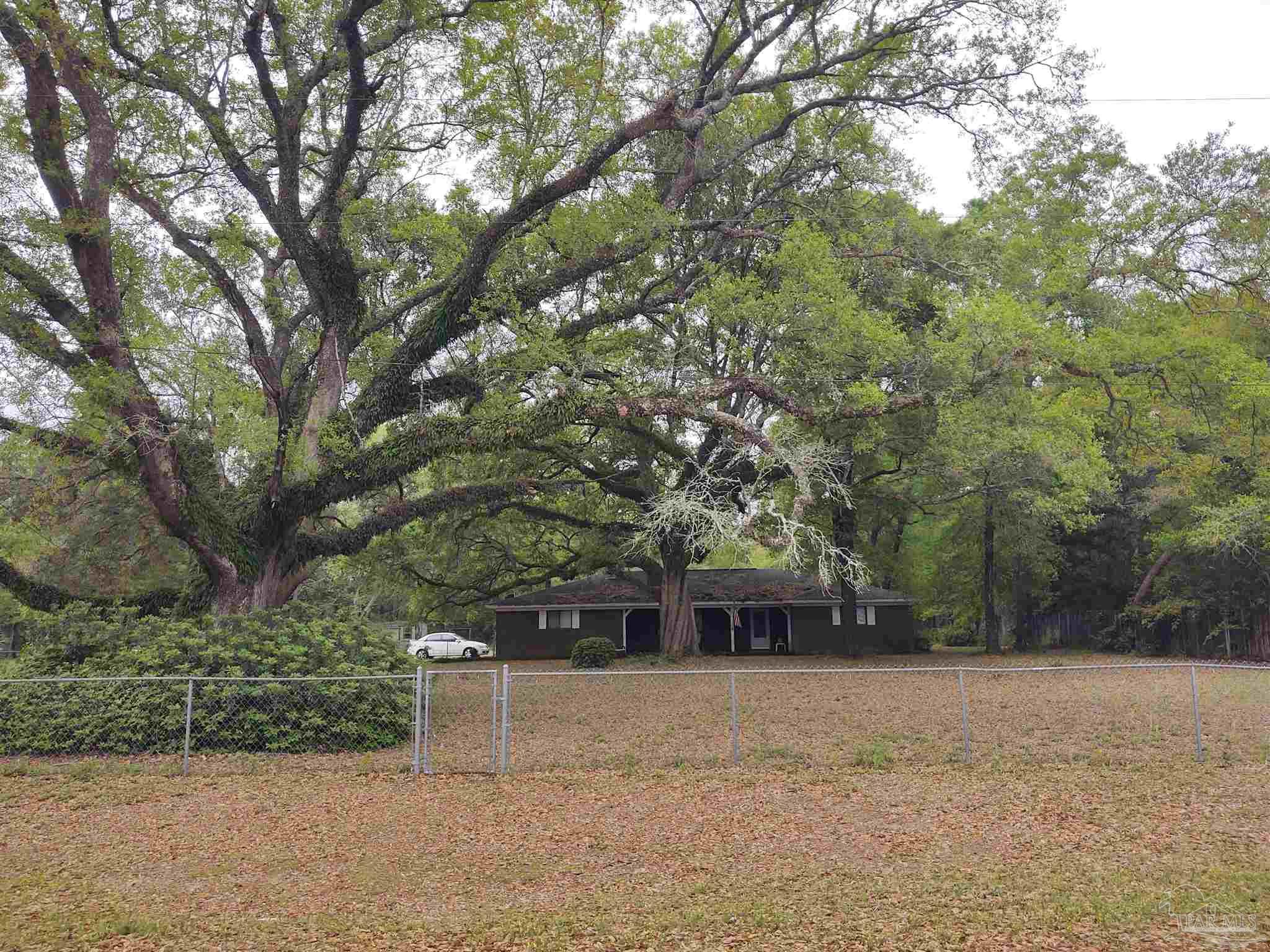 8627 Bailly Road Milton, FL 32583 - Photo 4 of 32 Gallery Image 4