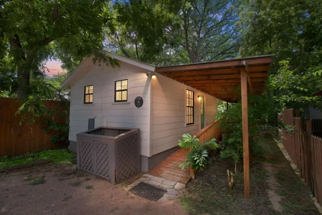 $2,190,000 | 107-109 Scudder Lane, Wimberley, TX 78676