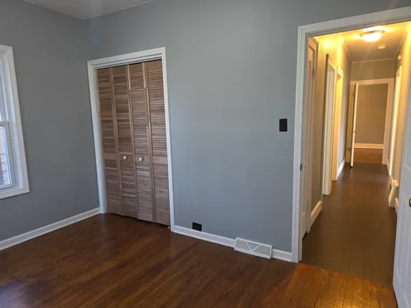 $274,900 | 634 West Ridgeland Avenue, Waukegan, IL 60085