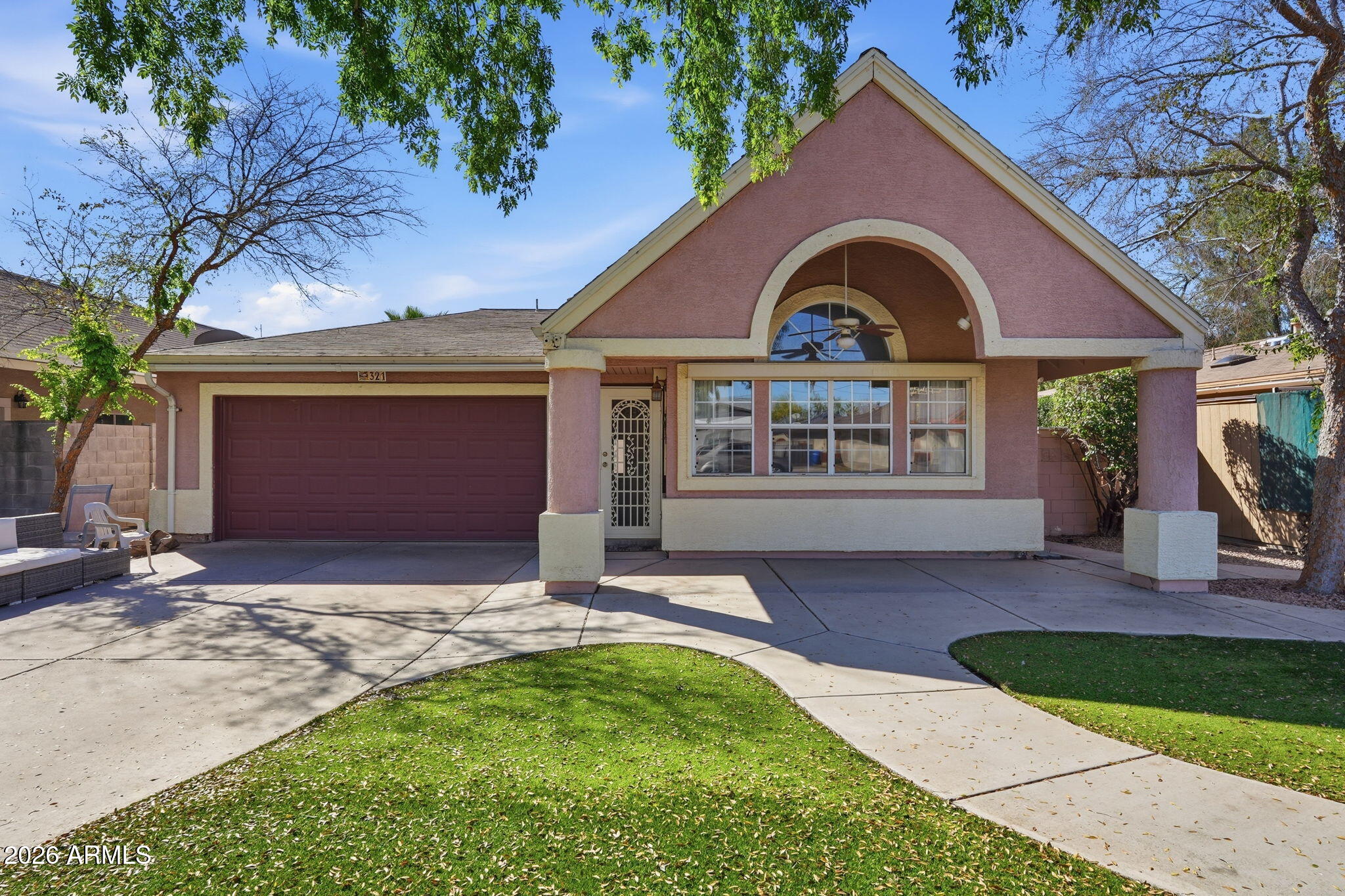 321 East Mitchell Drive Phoenix, AZ 85012 - Photo 2 of 35 002_ListerPros