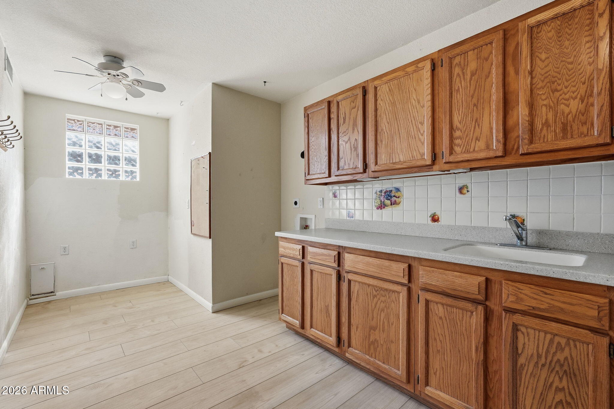 321 East Mitchell Drive Phoenix, AZ 85012 - Photo 27 of 35 028_ListerPros