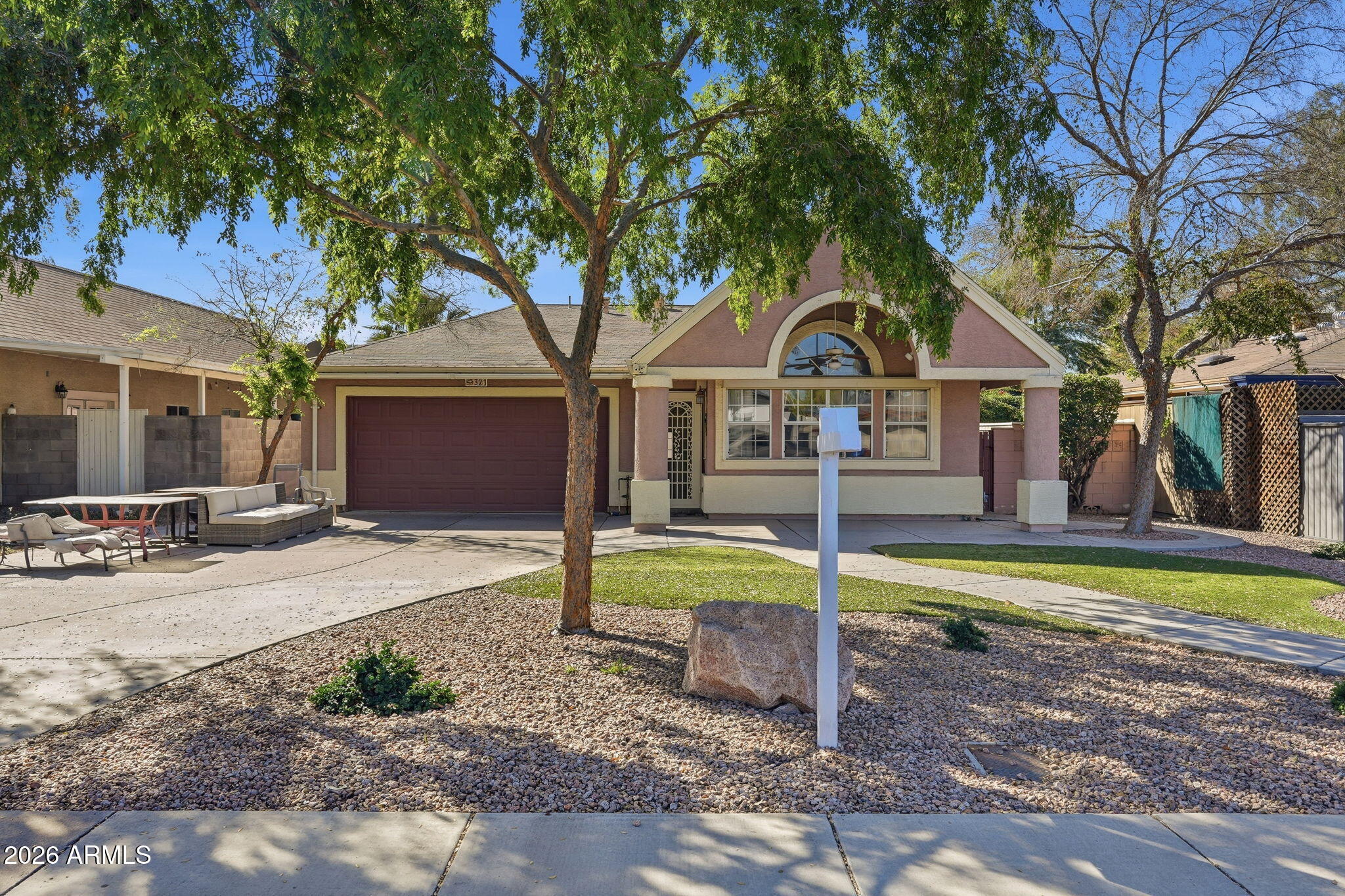 321 East Mitchell Drive Phoenix, AZ 85012 - Photo 5 of 35 005_ListerPros