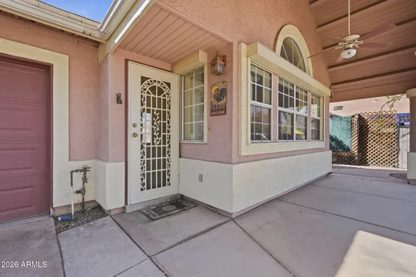 a view of entryway with a front door
