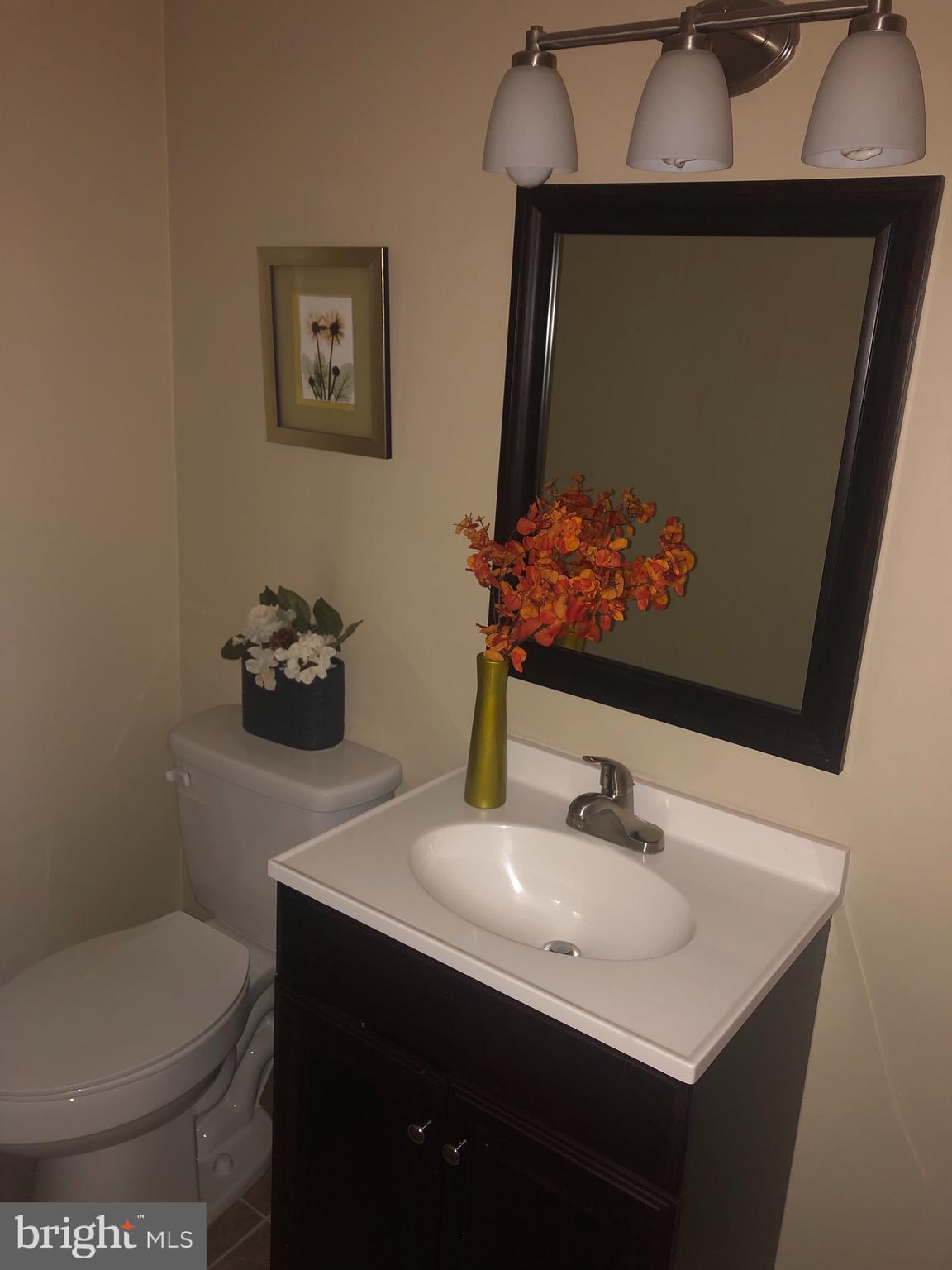 427 Broadwater Road Arnold, MD 21012 - Photo 4 of 22 Gallery Image 4