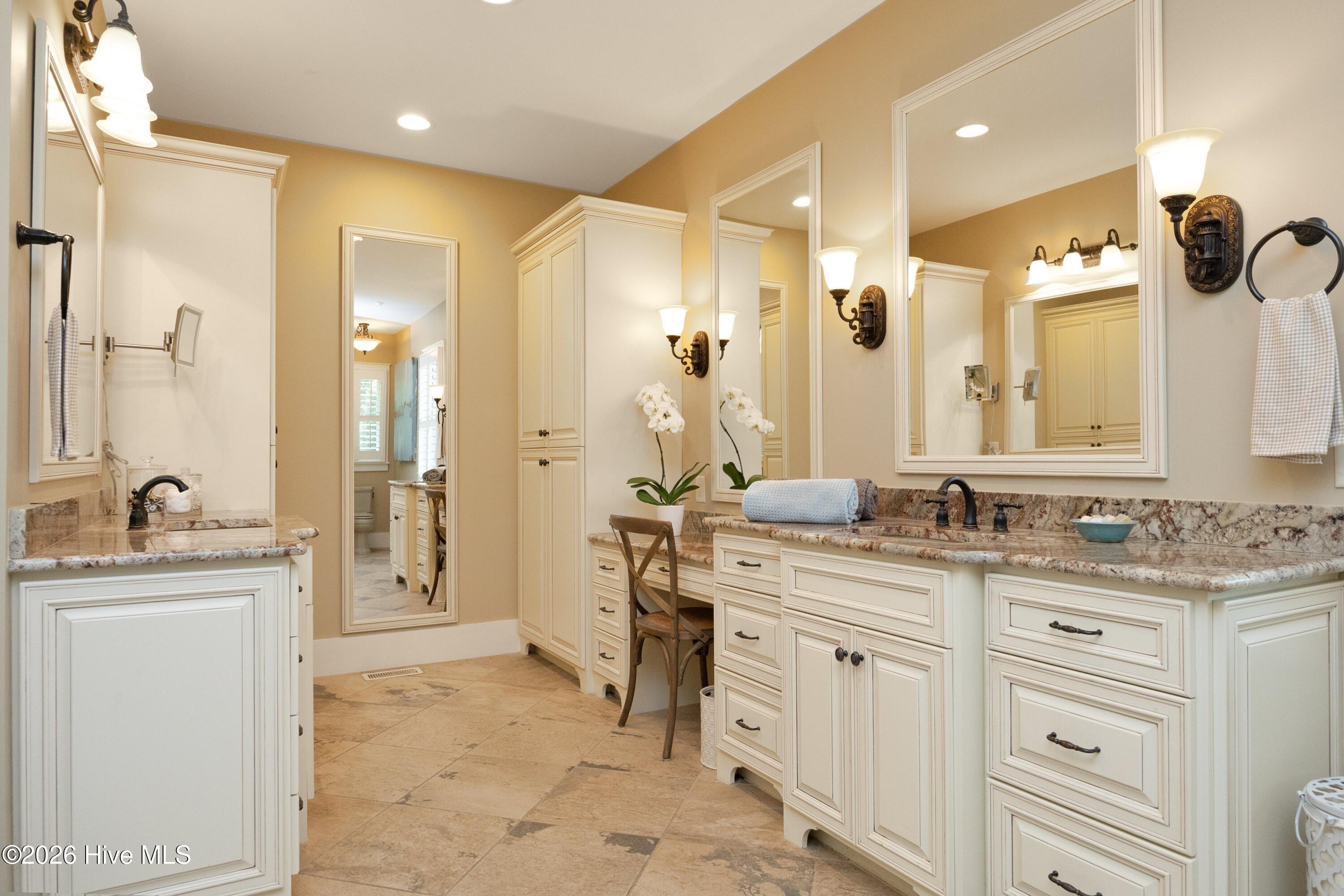 35 Quaker Ridge Road Pinehurst, NC 28374 - Photo 32 of 64 33PrimaryBath