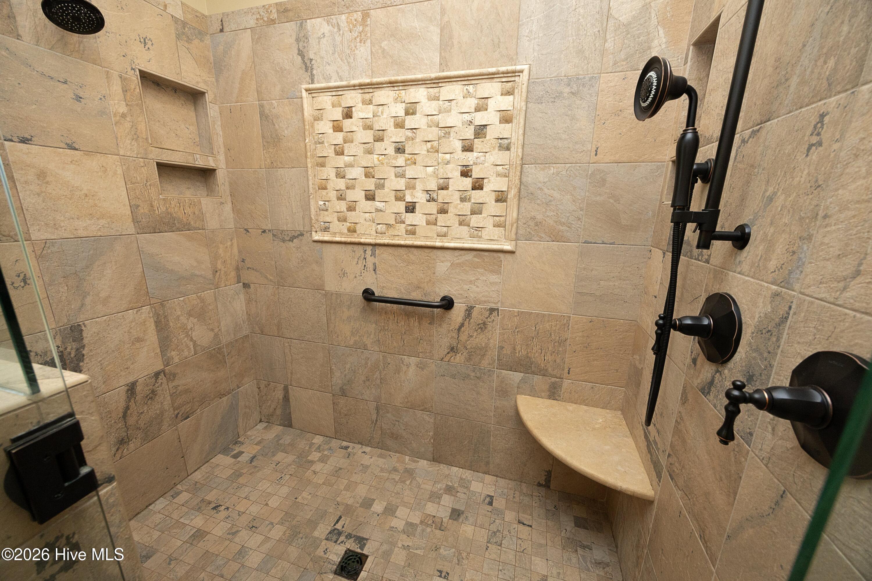 35 Quaker Ridge Road Pinehurst, NC 28374 - Photo 33 of 64 34Shower