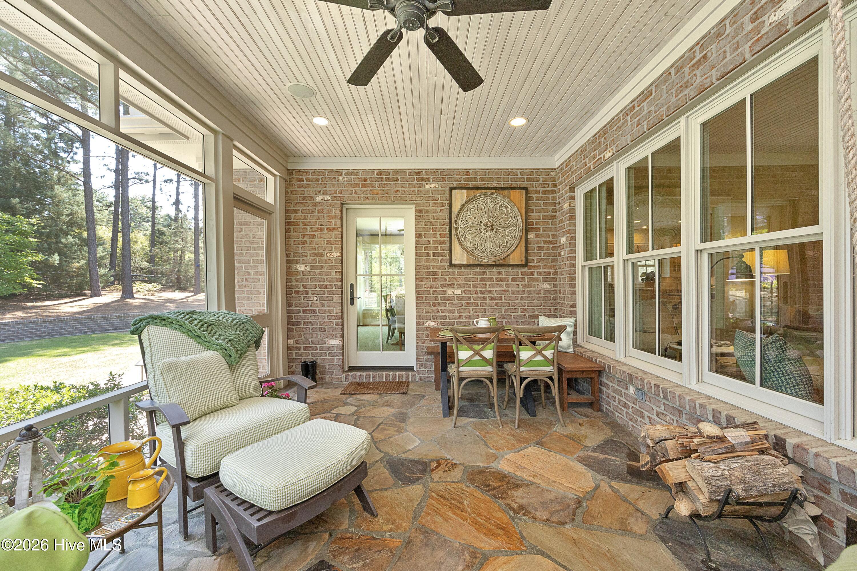 35 Quaker Ridge Road Pinehurst, NC 28374 - Photo 44 of 64 45ScreenedPorch