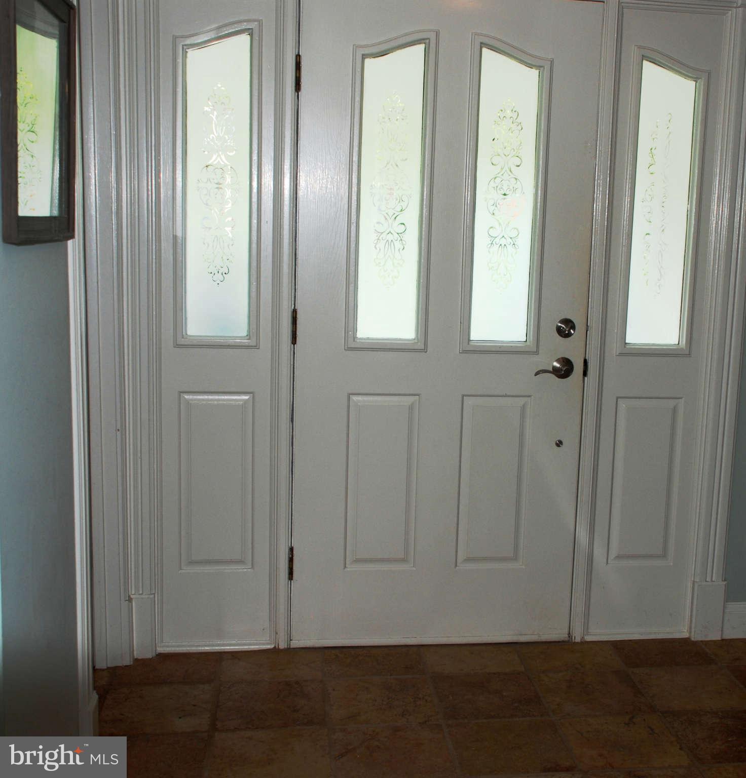 617 Fieldstone Road Silver Spring, MD 20905 - Photo 3 of 30 Interior (General)