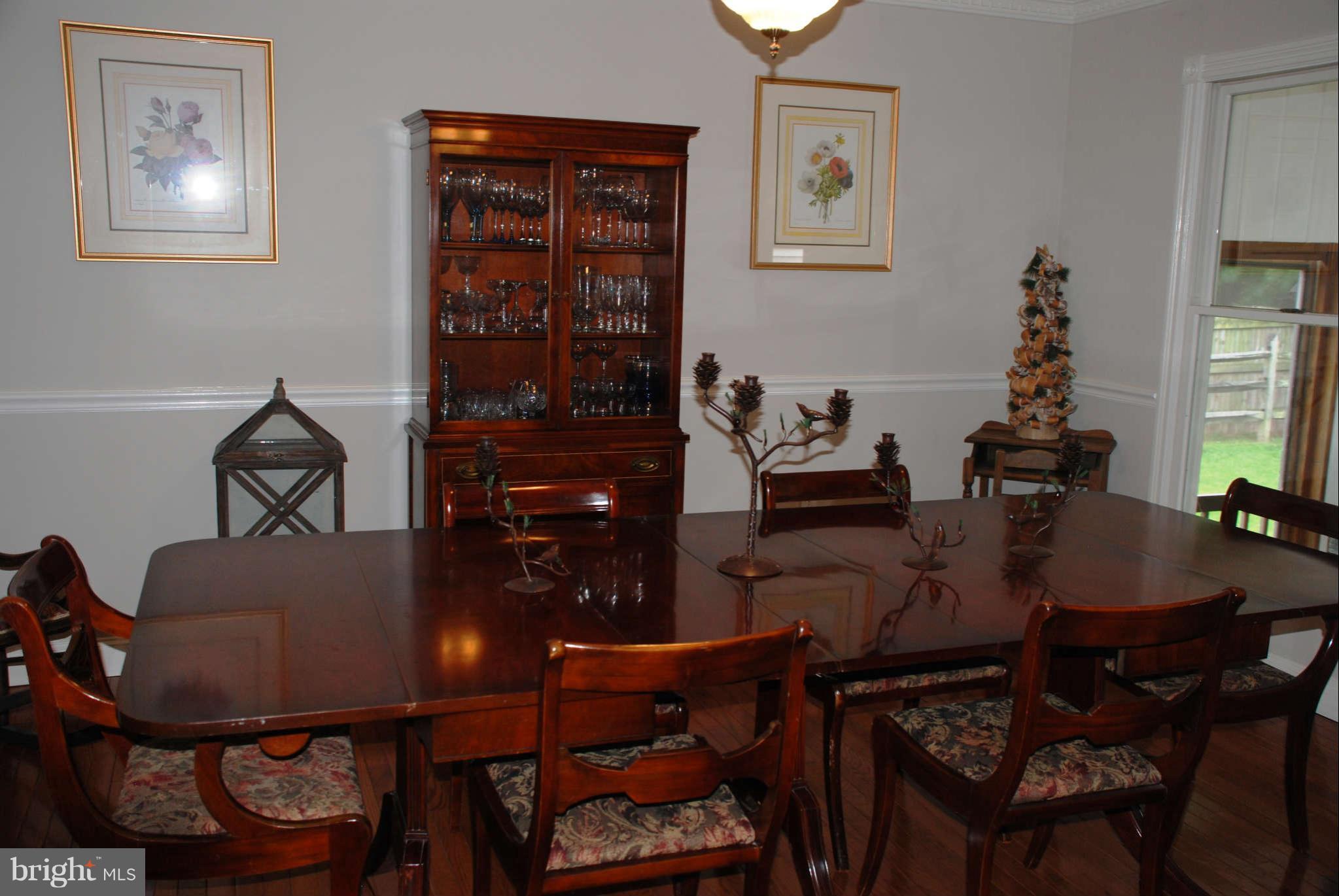 617 Fieldstone Road Silver Spring, MD 20905 - Photo 10 of 30 Dining Room