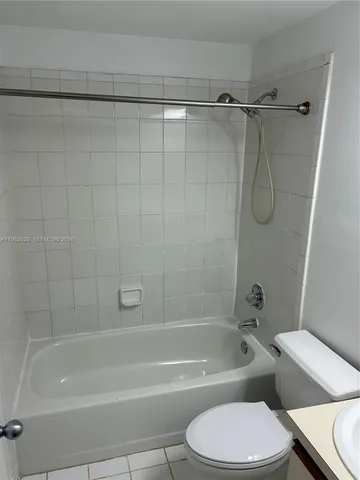 $3,250 | 11611 Southwest 90th Terrace, Miami, FL 33176