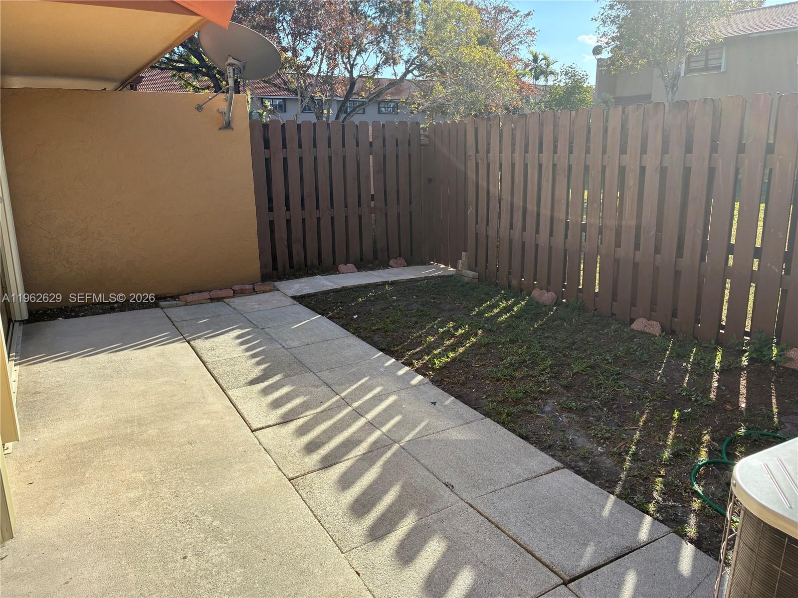 11611 Southwest 90th Terrace Miami, FL 33176 - Photo 19 of 20