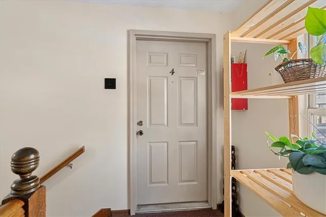 $205,000 | 8333 Lowell Avenue, Unit 4, Overland Park, KS 66212