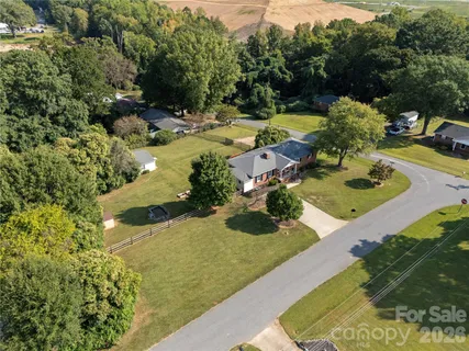 $435,000 | 114 Warren Drive, Belmont, NC 28012