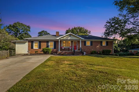 $435,000 | 114 Warren Drive, Belmont, NC 28012