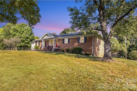 $435,000 | 114 Warren Drive, Belmont, NC 28012