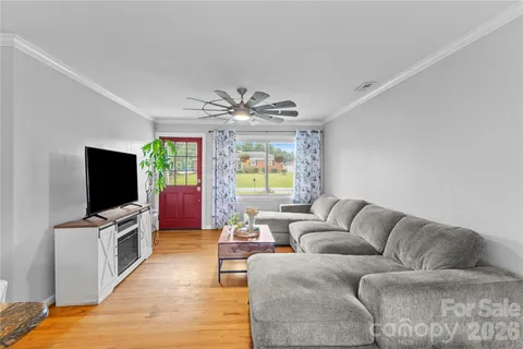 $435,000 | 114 Warren Drive, Belmont, NC 28012