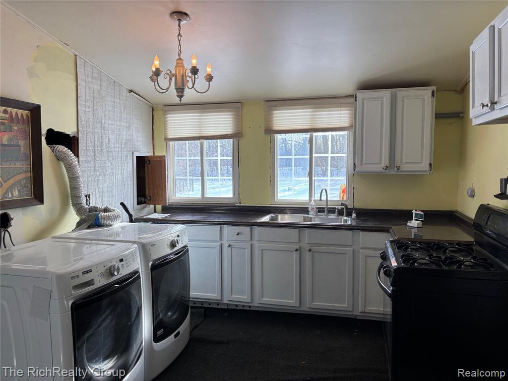 1818 Swaney Road Walled Lake, MI 48390 - Photo 9 of 16 Gallery Image 9