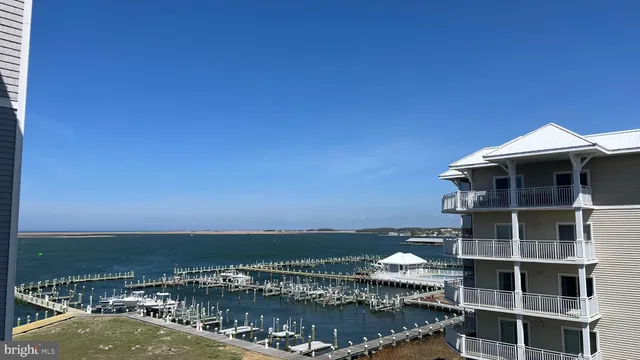 $344,500 | 103 Williams Street, Unit 416, Crisfield, MD 21817