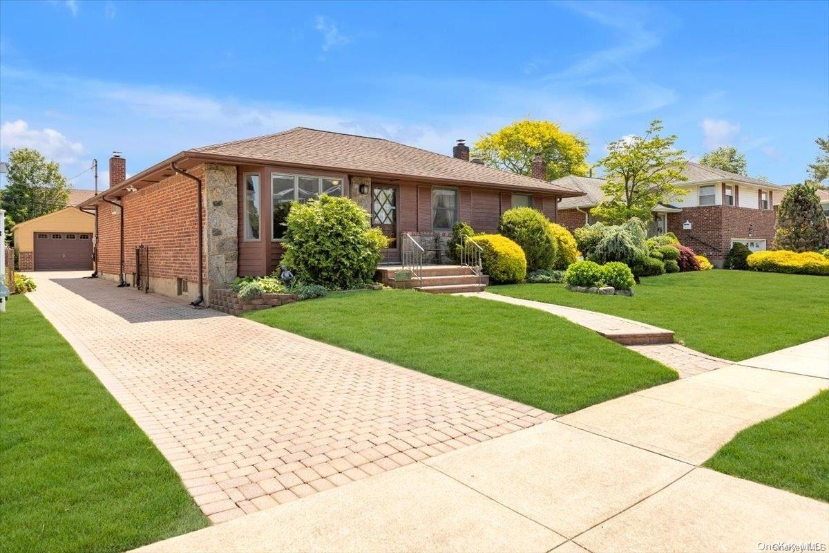 123 Ketchams Road Syosset, NY 11791 - Photo 1 of 1