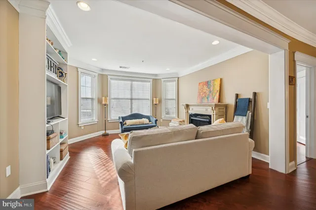 $389,000 | 350 West Elm Street, Unit 3316, Conshohocken, PA 19428