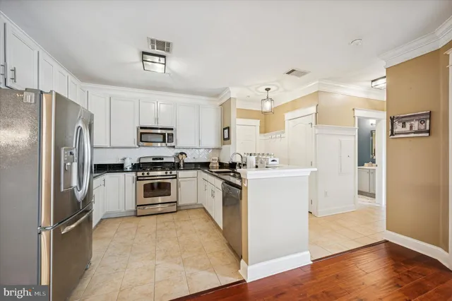 $389,000 | 350 West Elm Street, Unit 3316, Conshohocken, PA 19428