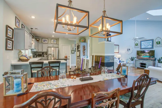 $5,750 | 515 Commonwealth Road, Mount Pleasant, SC 29466