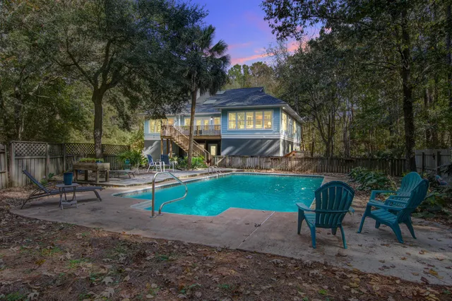 $5,750 | 515 Commonwealth Road, Mount Pleasant, SC 29466